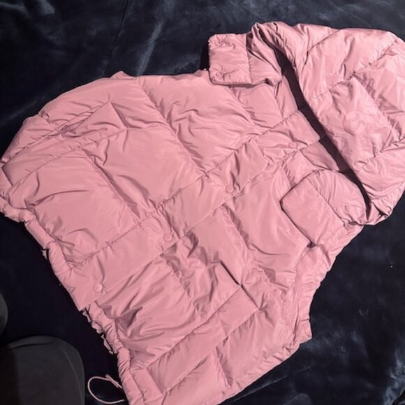 Lululemon Size 12 Wunder Puff cropped vest purple blossom - Picture 1 of 4